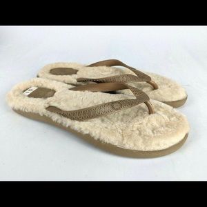 UGG Fluffie Flip Flop -size 6 - Chestnut
